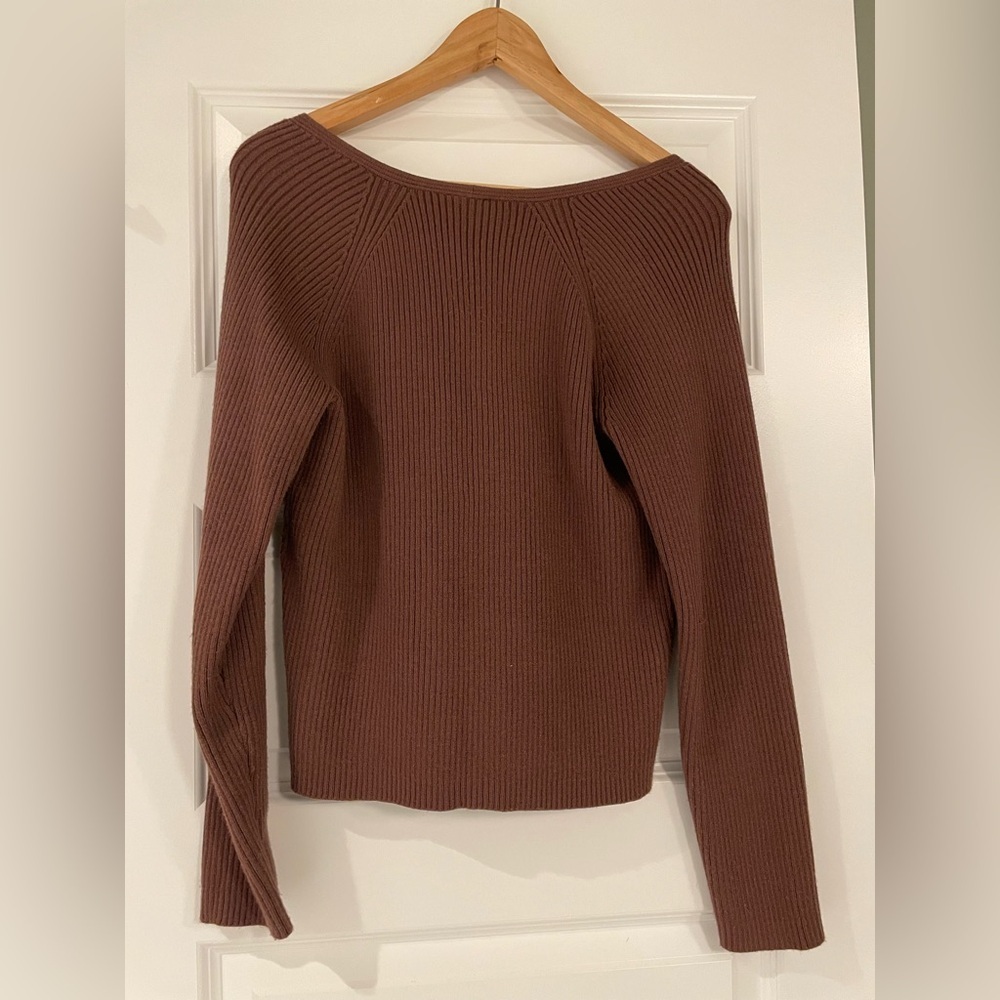 Abercrombie & Fitch Brown Ribbed Knit Sweater, Soft Collection, Small - Picture 4 of 6